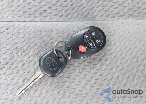 2012 Toyota Sienna Le V6 8 Passenger from USA, damaged, VIN 5TDKK3DC6CS264818